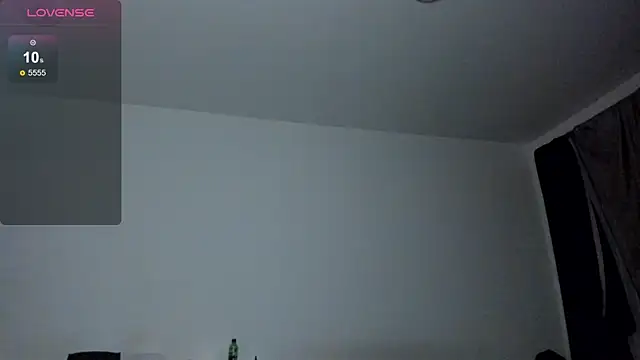 KitsuneRem online show from 1, 10, 2025