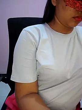 Rose Olivia online show from 14, 9, 2025