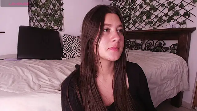 kisstarxxx online show from 6, 6, 2026