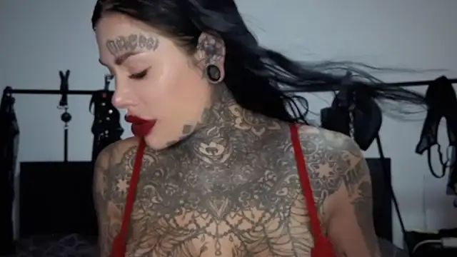 claudiacvc95 online show from 9, 3, 2026