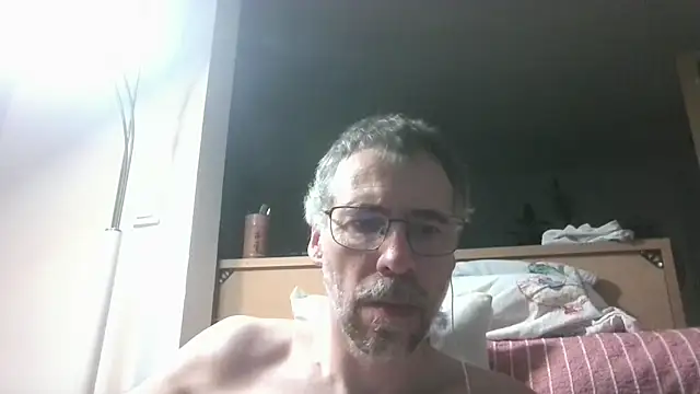 ptitcanard60600 online show from 14, 7, 2026