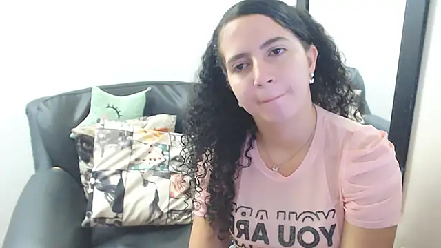 samantha baby  online show from 9, 2, 2025