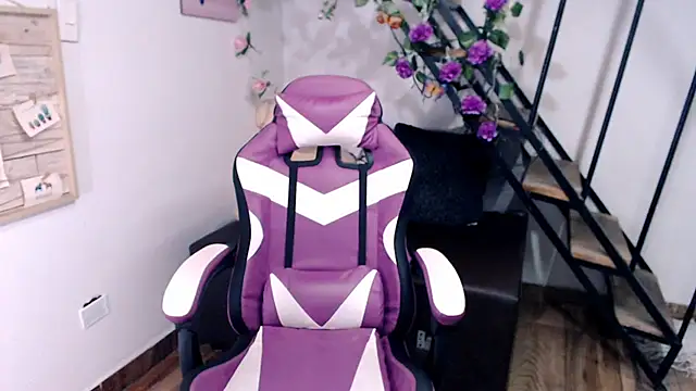 samantha baby  online show from 7, 3, 2026