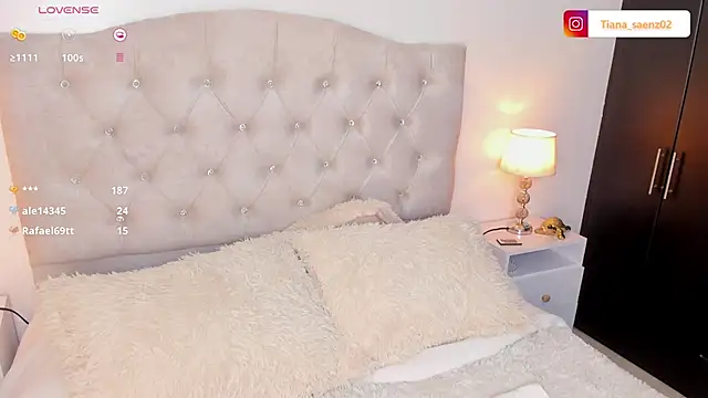 Snapshot of Tiana_saenz chatting on 7, 3, 2025 Tiana saenz online show from 7, 3, 2025