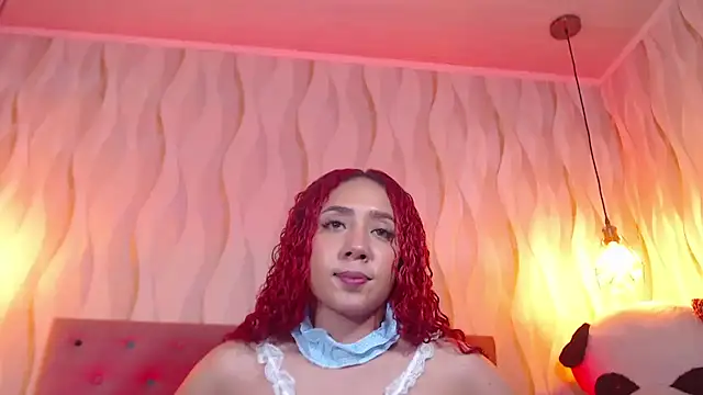 IsabelaLatina online show from 7, 11, 2025