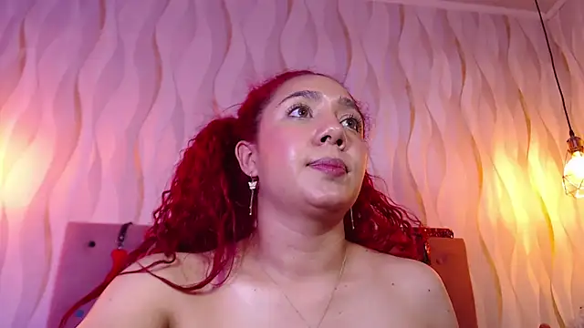 IsabelaLatina online show from 28, 2, 2026