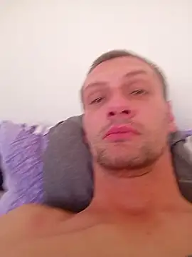 Snapshot of otkabrr chatting on 4, 11, 2025 otkabrr online show from 4, 11, 2025