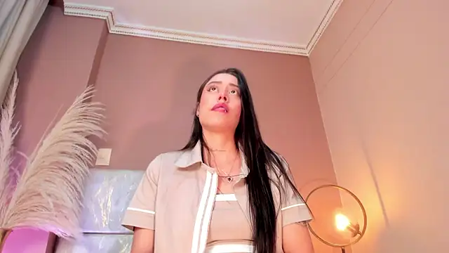 NoraDasilva online show from 8, 11, 2025