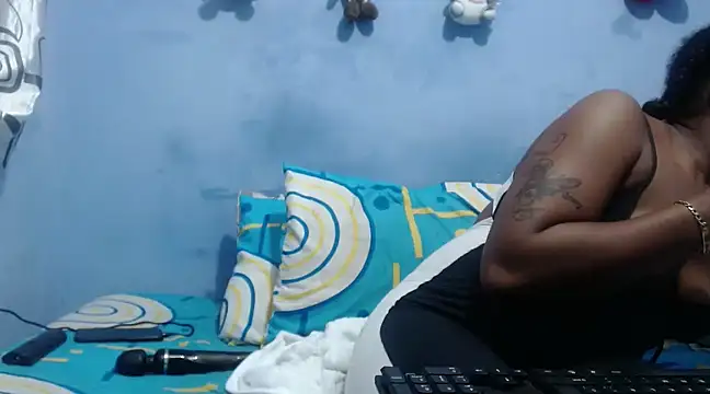 ebony cristal1 online show from 28, 1, 2025