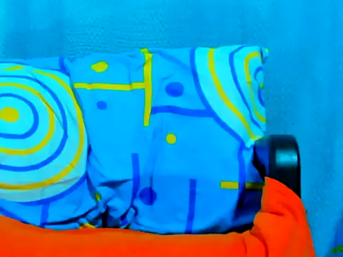 ebony cristal1 online show from 1, 10, 2025