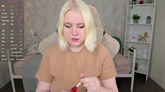 art lovee online show from 26, 2, 2025