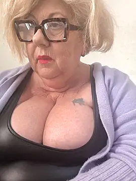 Snapshot of Merilulla chatting on 16, 3, 2026 Merilulla online show from 16, 3, 2026