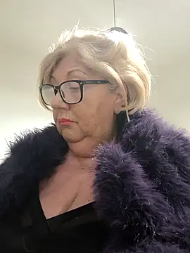 Snapshot of Merilulla chatting on 25, 3, 2026 Merilulla online show from 25, 3, 2026