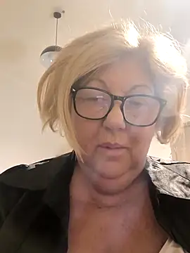 Snapshot of Merilulla chatting on 26, 3, 2026 Merilulla online show from 26, 3, 2026