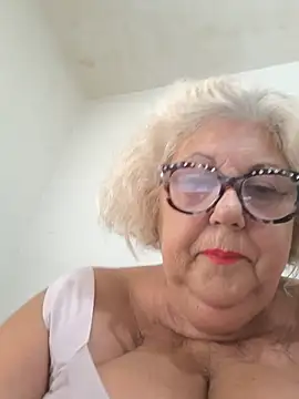 Snapshot of Merilulla chatting on 23, 6, 2026 Merilulla online show from 23, 6, 2026