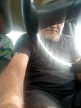 Snapshot of TTolbert chatting on 3, 11, 2025 TTolbert online show from 3, 11, 2025