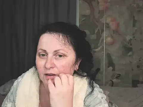 Lillian2 online show from 14, 6, 2026