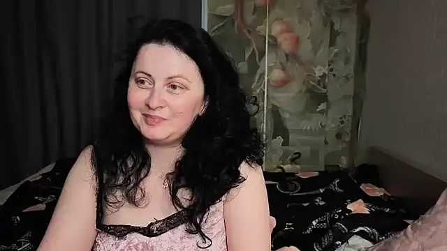 Lillian2 online show from 16, 6, 2026