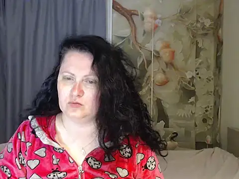 Lillian2 online show from 27, 7, 2026