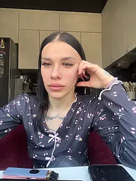 Queen of pain online show from 11, 3, 2026