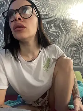 Queen of pain online show from 18, 3, 2026