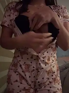 christhinna online show from 28, 10, 2025