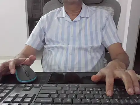 mrose8080 online show from 23, 2, 2026