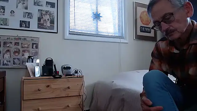 hottottrot691 online show from 18, 3, 2025