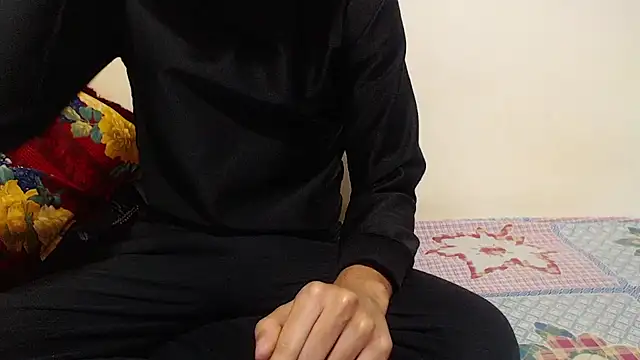 Alexdelarge323 online show from 4, 2, 2025