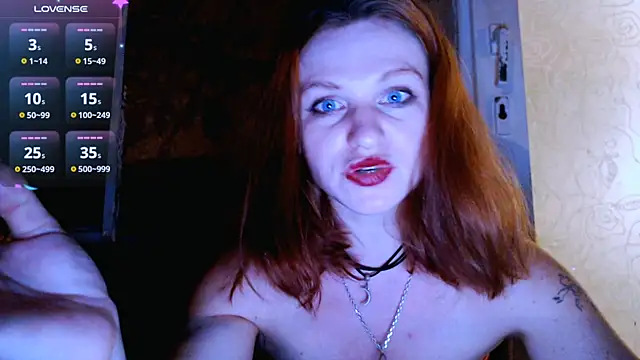Cassie Wild online show from 8, 9, 2025