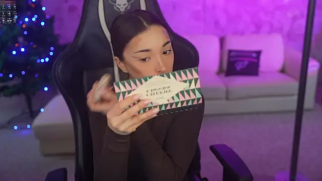 Jasmine Flow online show from 17, 12, 2025