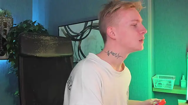 AlexxSweet online show from 9, 11, 2025