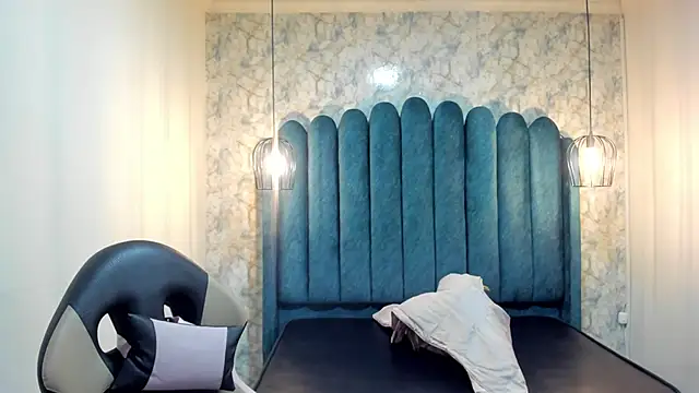 nalalye cruzz  online show from 21, 9, 2025