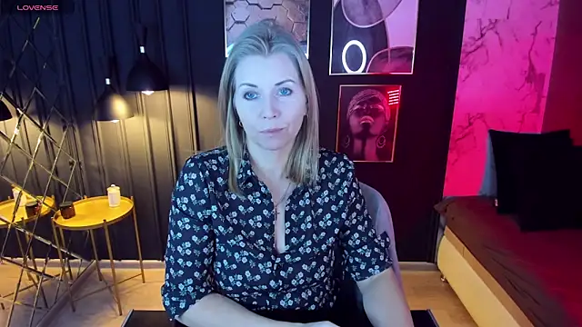 Annie Light online show from 21, 1, 2025