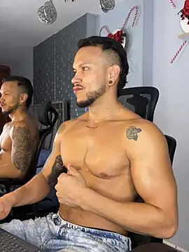 ARON TAYLER01 online show from 28, 12, 2024