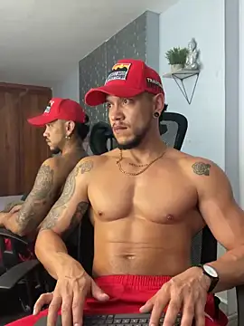 ARON TAYLER01 online show from 22, 1, 2025