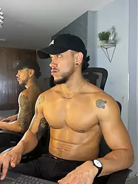 ARON TAYLER01 online show from 26, 1, 2025