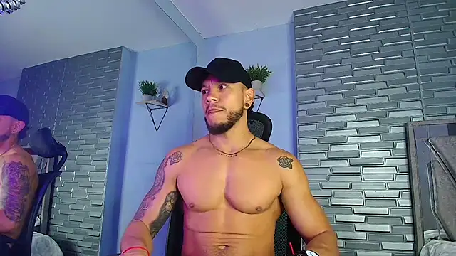 ARON TAYLER01 online show from 14, 2, 2026