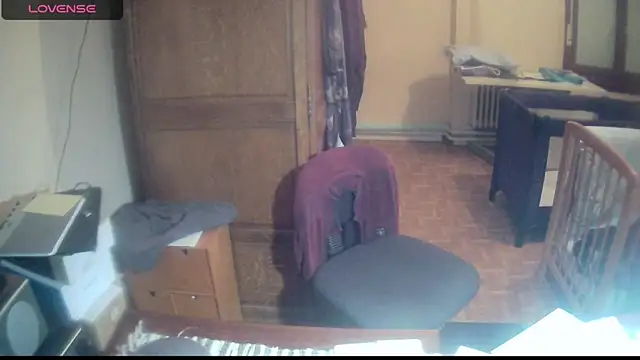 terrybare online show from 28, 2, 2025