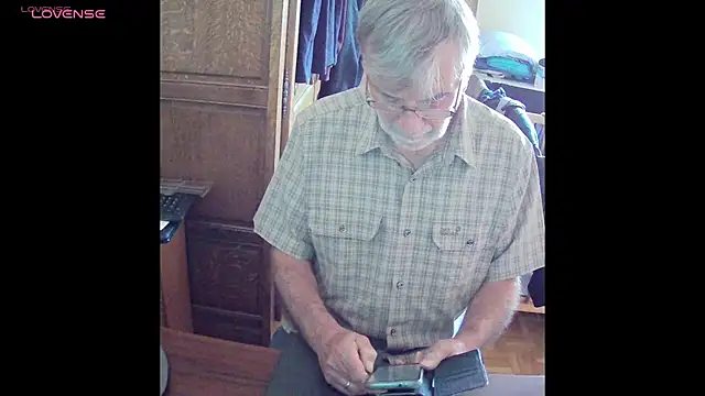Snapshot of terrybare chatting on 16, 6, 2026 terrybare online show from 16, 6, 2026