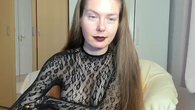 Snapshot of Rolla_Coaster chatting on 4, 6, 2026 Rolla Coaster online show from 4, 6, 2026