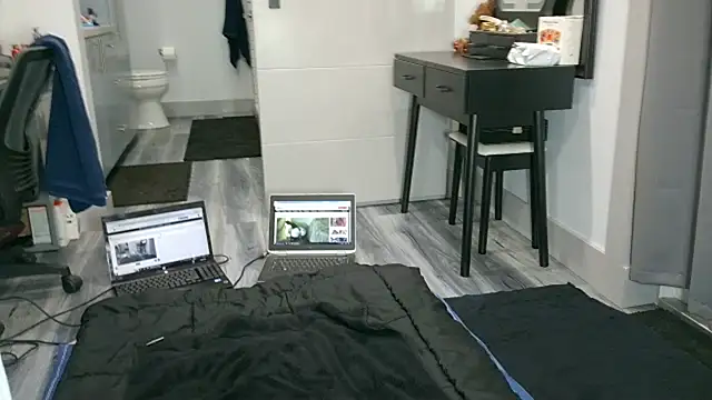 Smalldickcaged online show from 9, 5, 2026