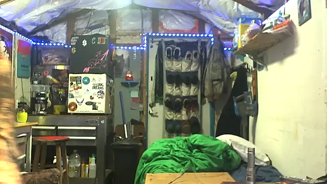 CloudDadddyyy420 online show from 18, 9, 2025