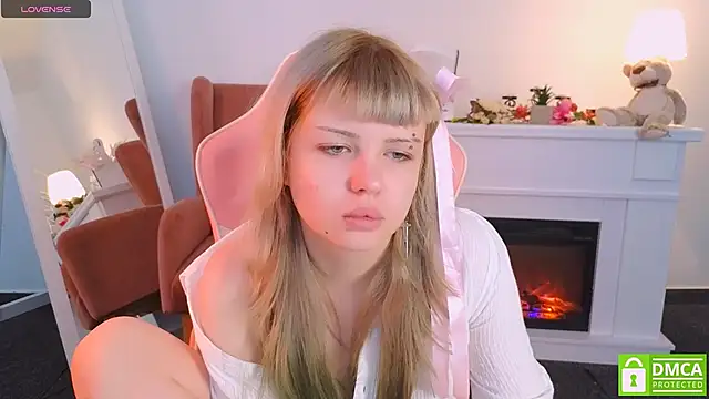 Grace and  Jacob online show from 27, 9, 2025