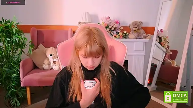 Grace and  Jacob online show from 30, 10, 2025