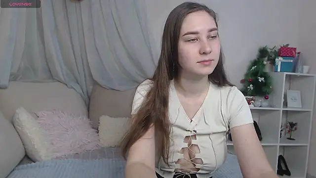 MollyBrams online show from 8, 12, 2024