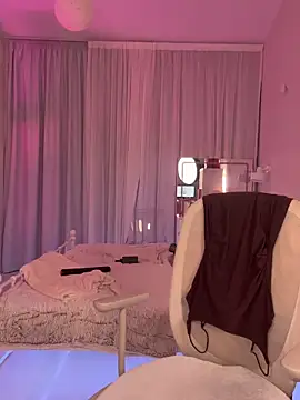 Meliazz online show from 15, 4, 2026