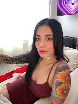 i am nina  online show from 11, 5, 2026