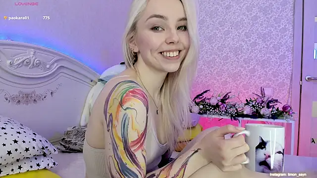 LillyMoure  online show from 11, 3, 2025