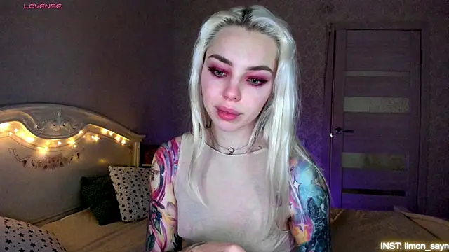 LillyMoure  online show from 29, 5, 2026